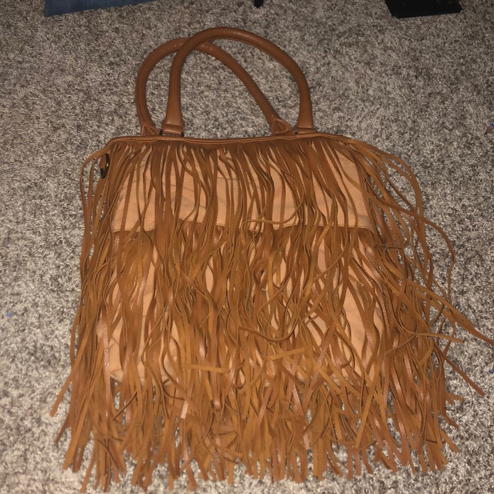 cute fringe purse!